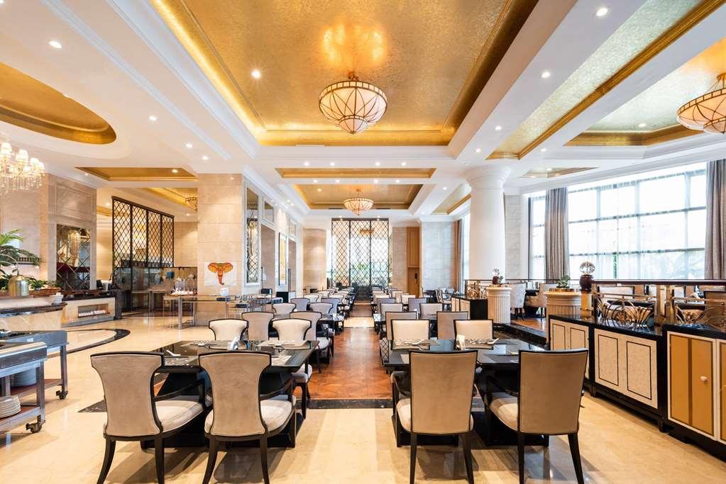 Wyndham Grand Xiamen Haicang Restaurant photo