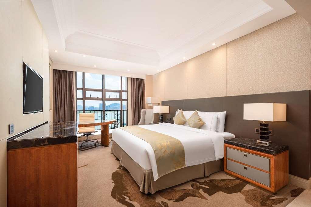 Wyndham Grand Xiamen Haicang Room photo