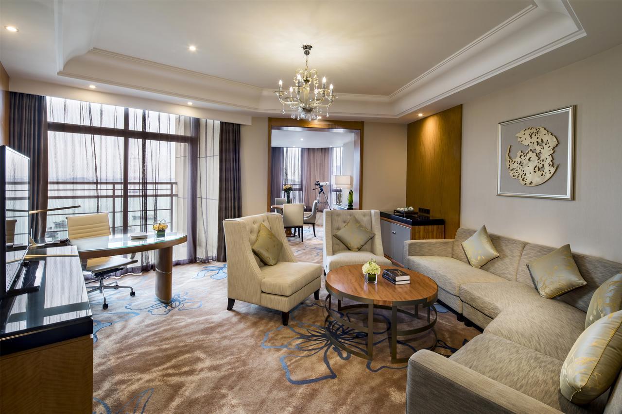Wyndham Grand Xiamen Haicang Exterior photo